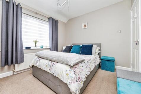 pbox-bedroom-327107.jpg