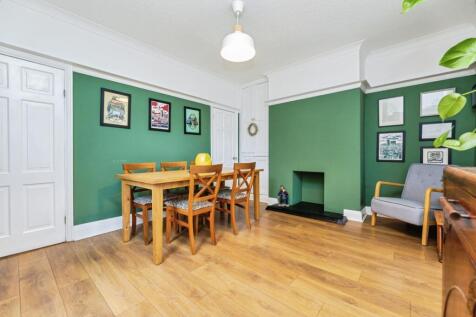 pbox-living_room-326971.jpg