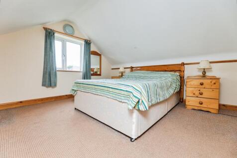 pbox-bedroom-327047.jpg