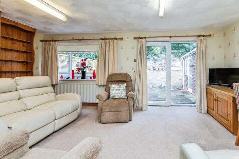 pbox-living_room-332060.jpg