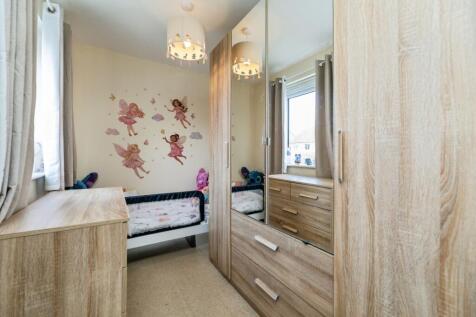 pbox-bedroom-332084.jpg