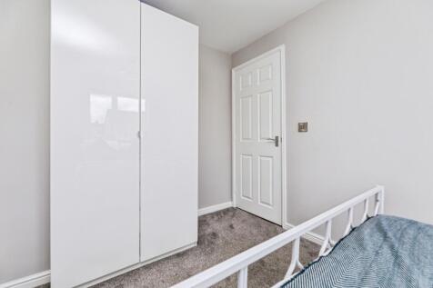 pbox-bedroom-333374.jpg