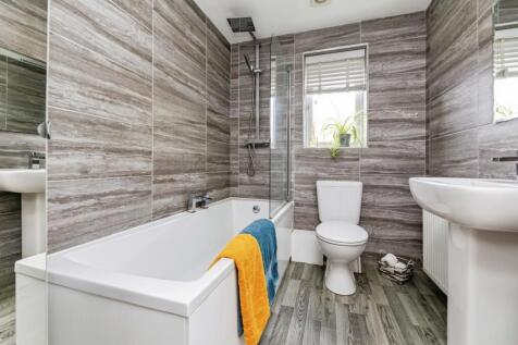 pbox-bathroom-333374.jpg