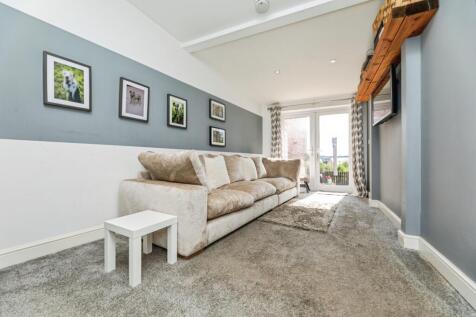 pbox-living_room-333381.jpg
