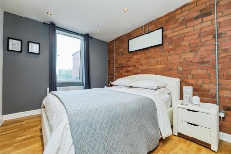 pbox-bedroom-333381.jpg