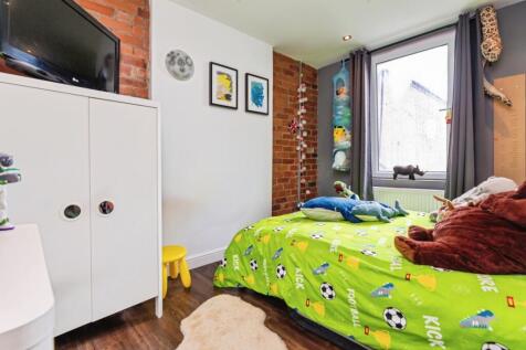 pbox-bedroom-333381.jpg