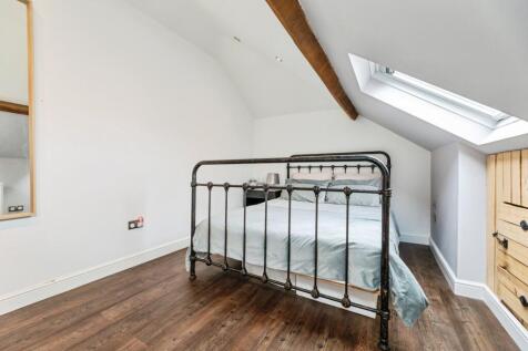 pbox-bedroom-333381.jpg