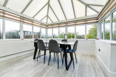 pbox-dining_room-335716.jpg
