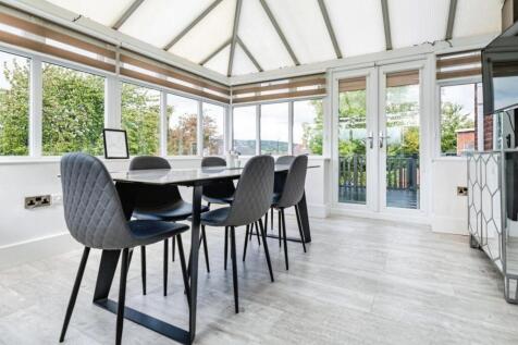 pbox-dining_room-335716.jpg