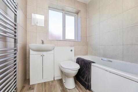 pbox-bathroom-334146.jpg