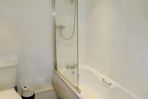 pbox-bathroom-337623.jpg