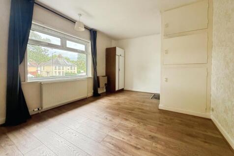 pbox-bedroom-337577.jpg