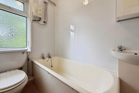 pbox-bathroom-337577.jpg