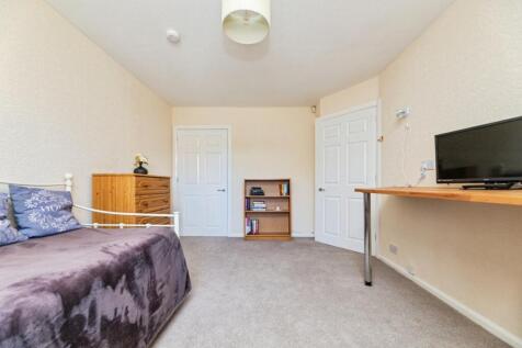 pbox-bedroom-340812.jpg
