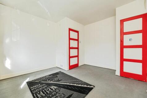 pbox-bedroom-344463.jpg