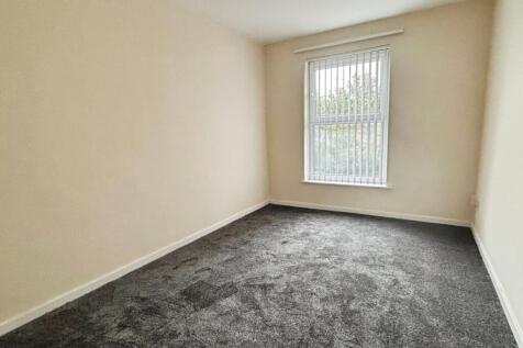 pbox-bedroom-327110.jpg