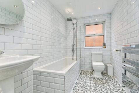 pbox-bathroom-346909.jpg