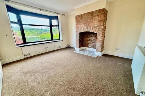6 Cross living room 1.jpg