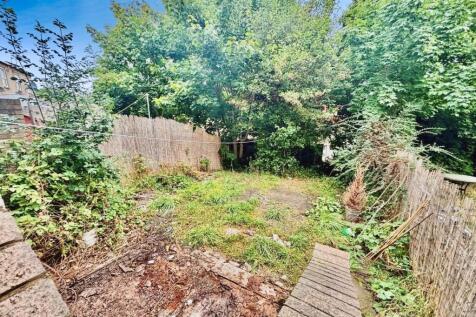 pbox-garden-327110.jpg