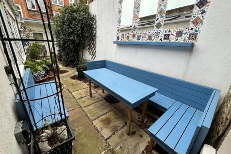 Garden 1.jpg