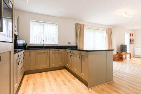 Kitchen / Family room