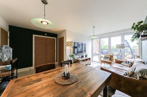 Dining area.jpg