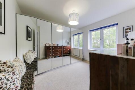 Bedroom 2.jpg