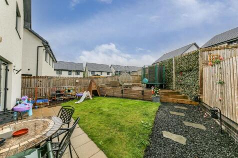 Rear Garden.jpg