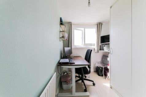 Bedroom/Office