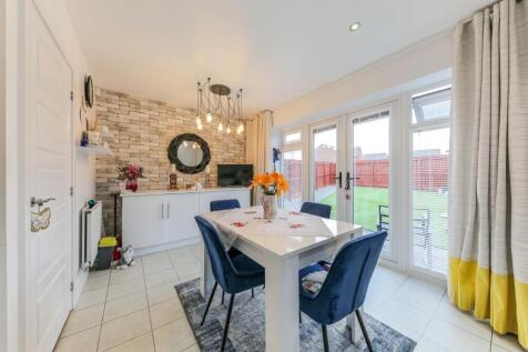Dining Kitchen.jpg