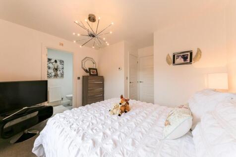 Main bedroom.jpg