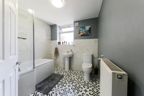 GF Bathroom.jpg