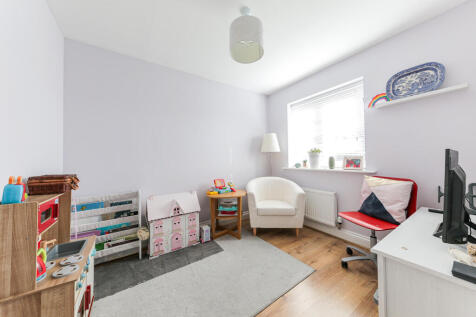 Bedroom 4 / Study