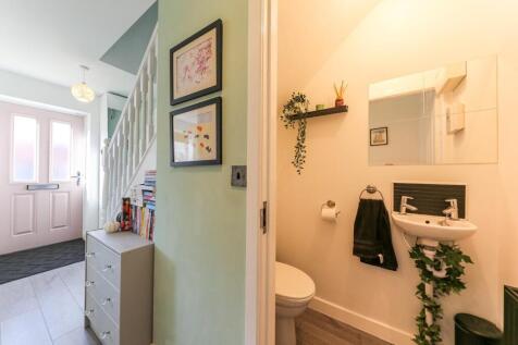 Hallway &amp; WC