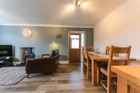 Lounge Dining room.jpg