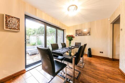 Dining Room.jpg