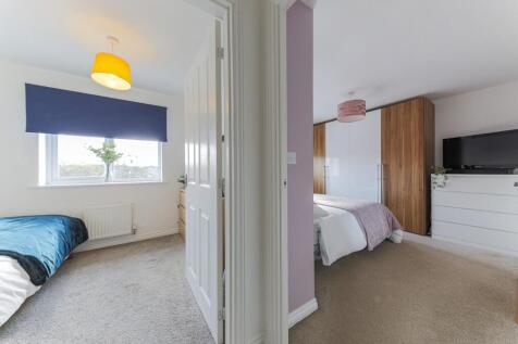 Landing to bedrooms
