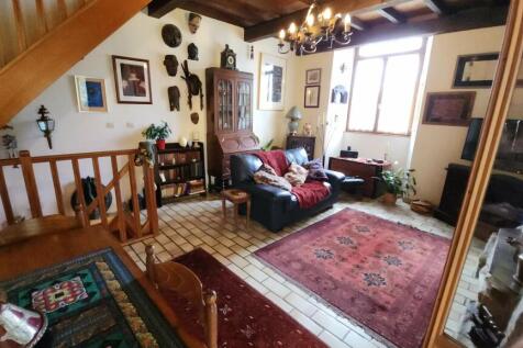 Property Image 4