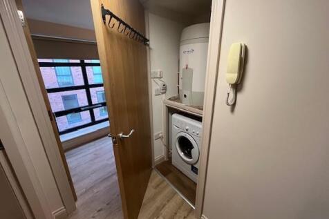 10 Madox Cupboard.jpg