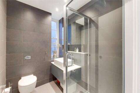 Main Shower Room
