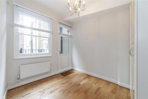 Bedroom 2 (Rear)