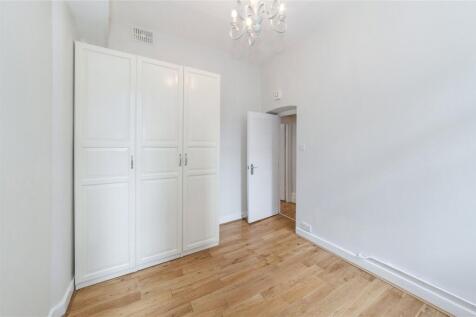 Bedroom 2 (Rear)