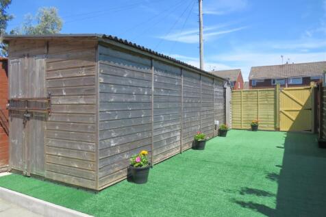 Rear garden.JPG