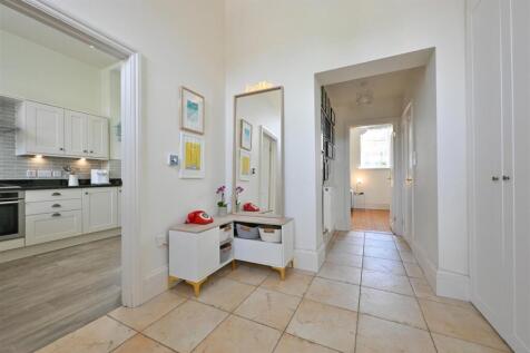 Entrance Hall.JPG