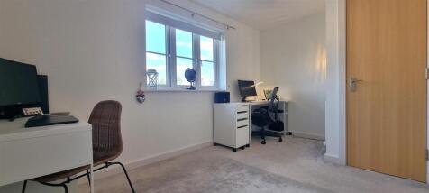 Bedroom 2.jpg