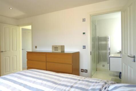 Bedroom 1 view to En-Suite.JPG