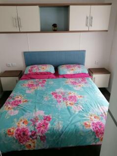King bed