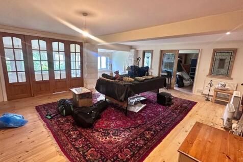Annexe Lounge