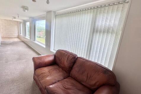 Annexe hall