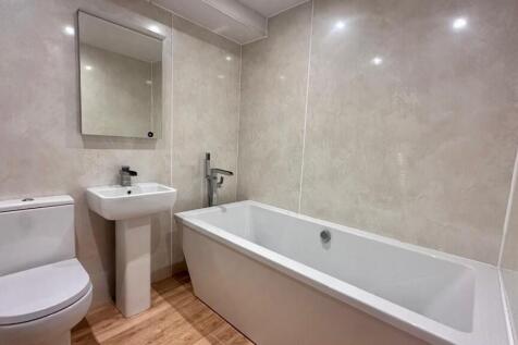 Annes En-suite